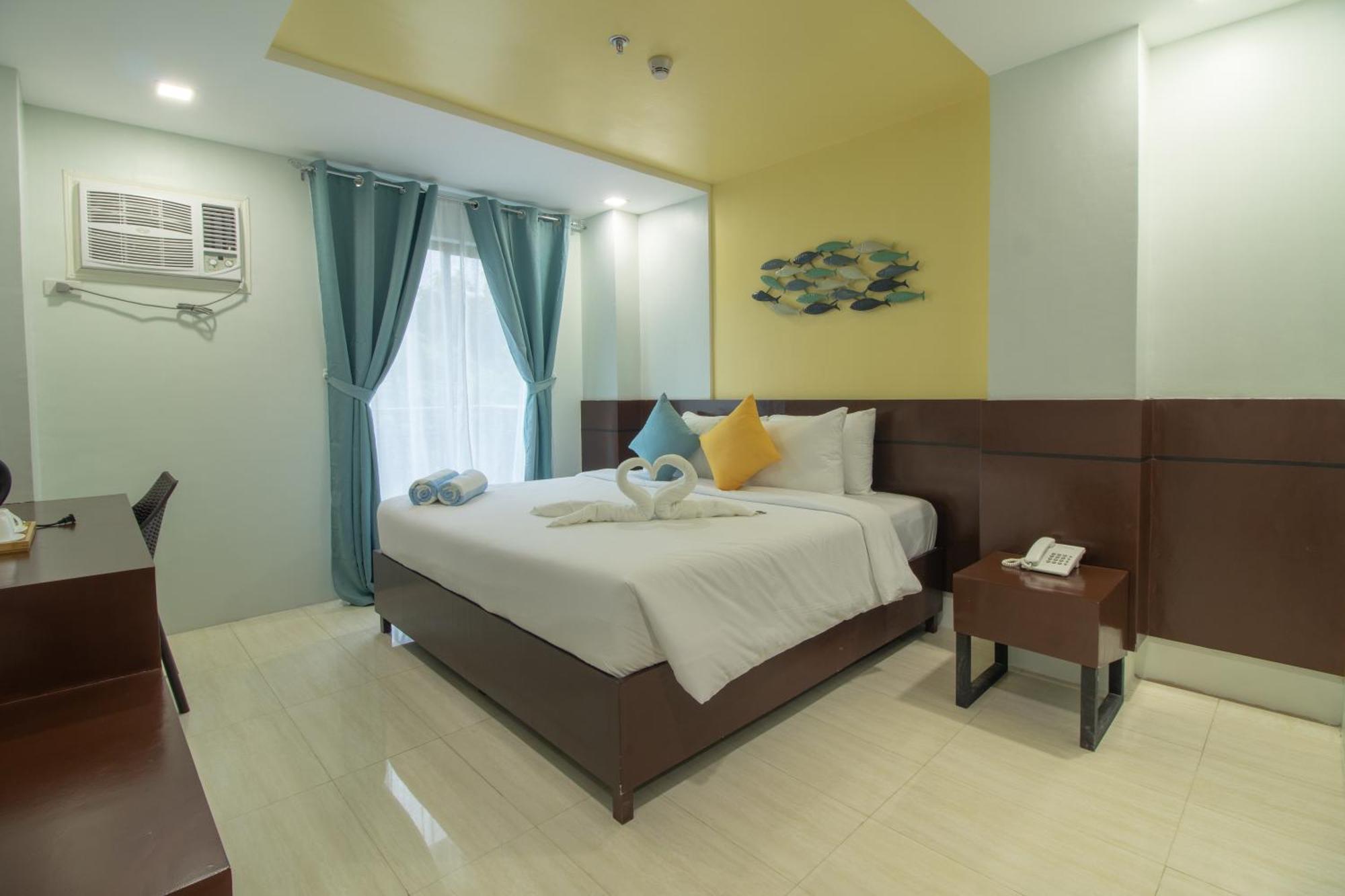 Hotel Bloom Boracay 2*